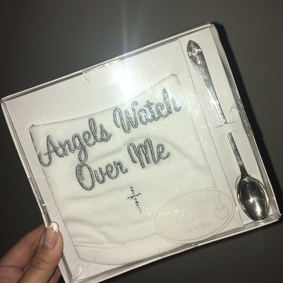 Embroidered Bib & Diamond Spoon - Picture 2 of 6